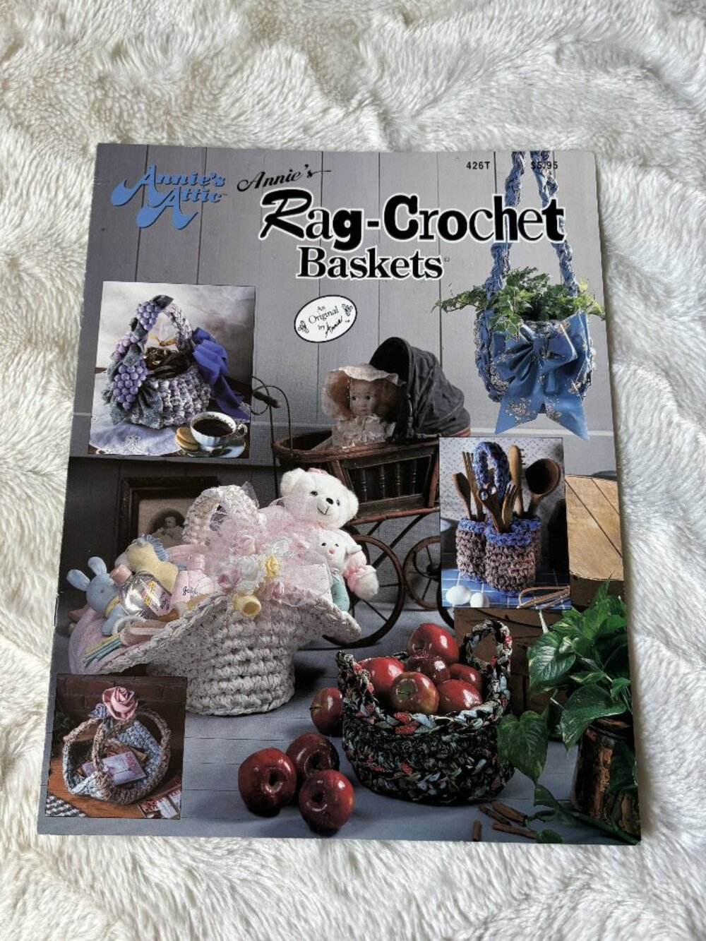 ANNIE'S ATTIC Rag Crochet Baskets 1992 Pattern Booklet With 6 Basket Patterns